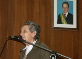 Julieta de Andrade.Rathaus von Joanópolis. IV. Internationales Symposium Kirchenmusik und Brasilianische Kultur 2002